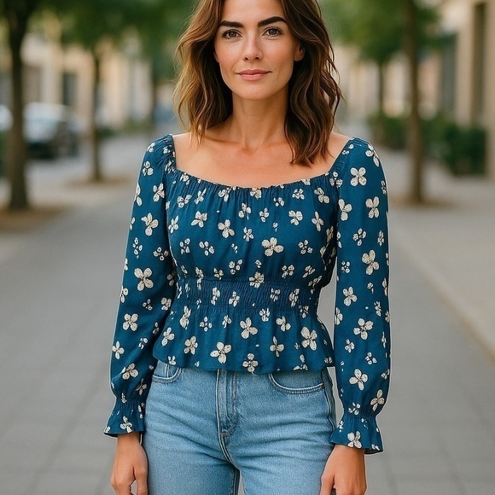SO Floral Blue Smocked Women's Top